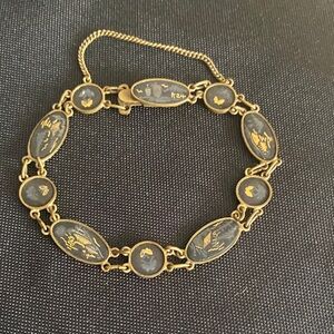 Vintage Japanese Gold and Black Women's Bracelet with Inlaid Scenes